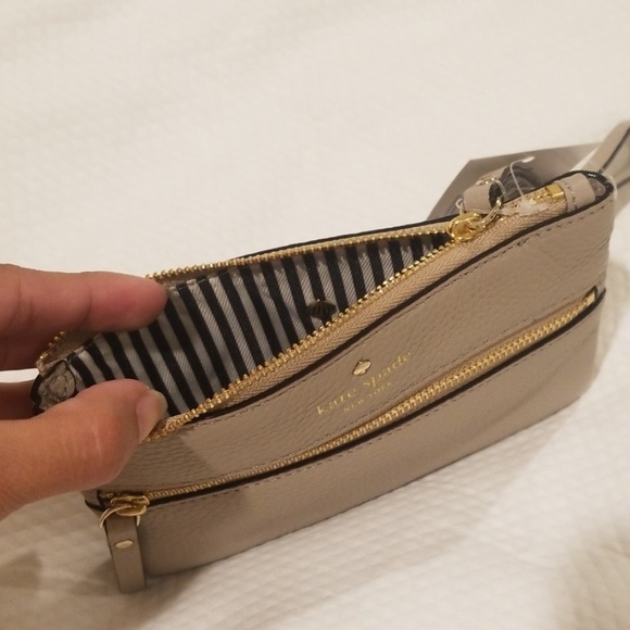 🆕️ Kate Spade Wristlet - Picture 4 of 7